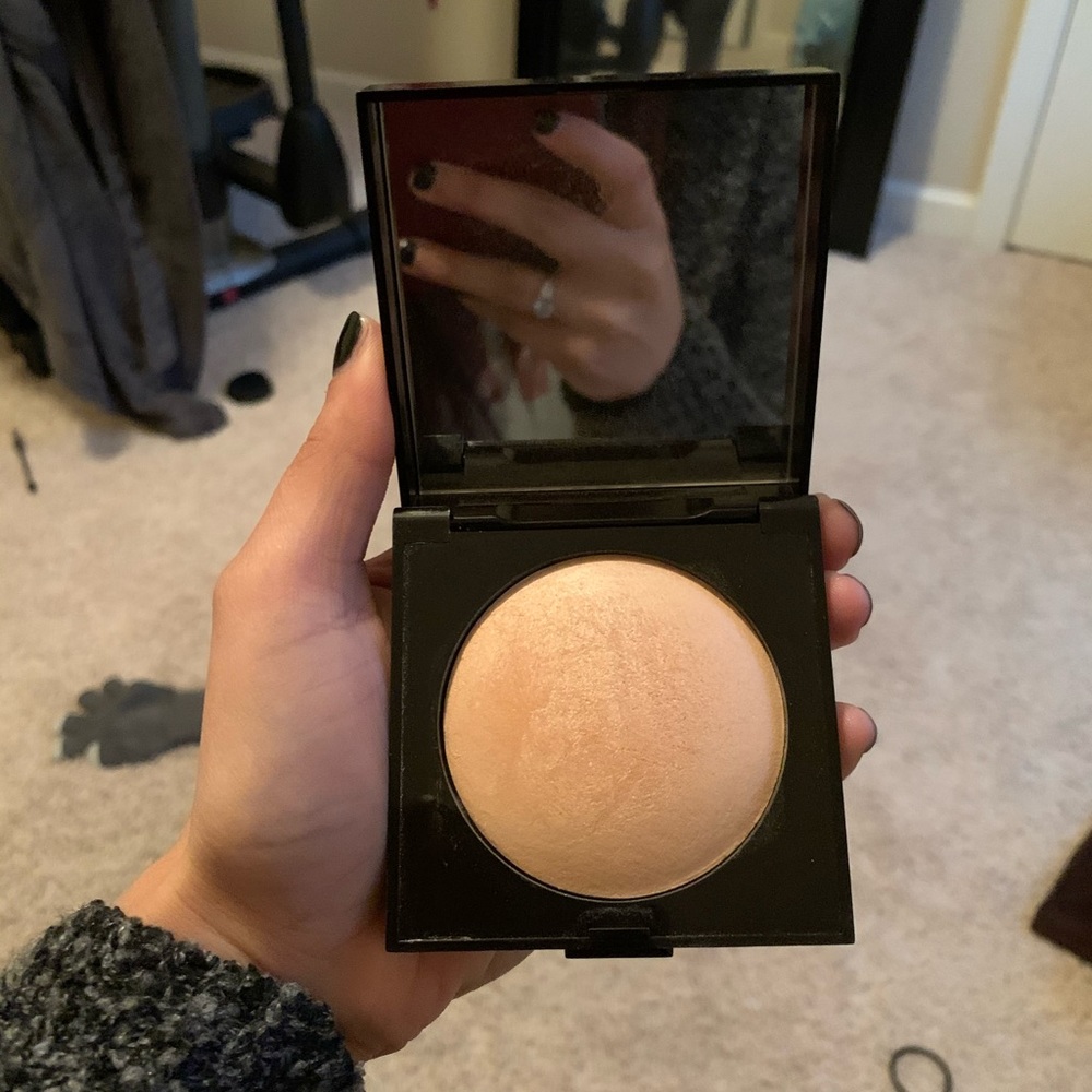 Laura Mercier Baker Highlighter 01